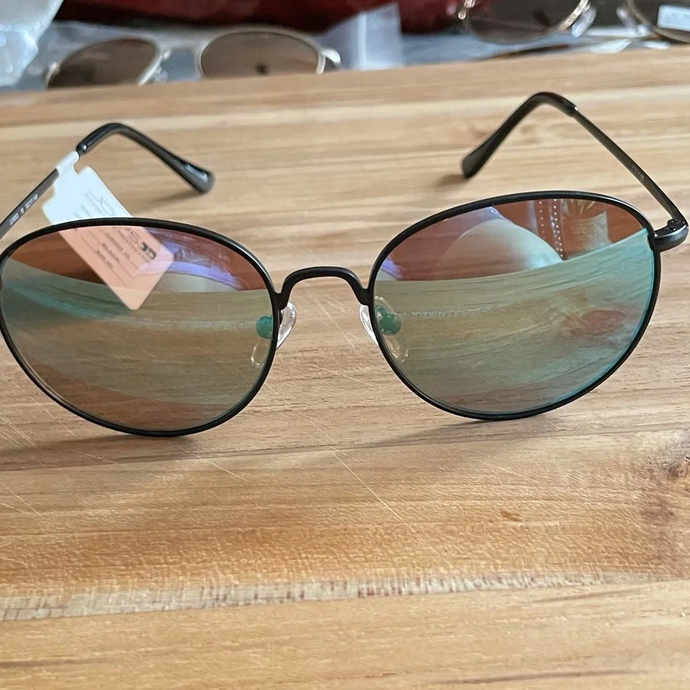 Joe’s Jeans Aviator Sunglasses Max UV Protection Blue Tint Lens